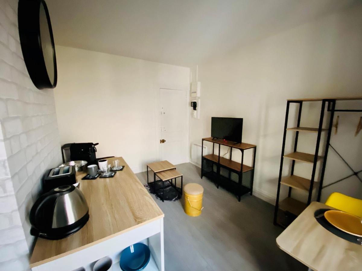 Enghien-Les-Bains: Studio Au Coeur Du Centre Ville. Eksteriør billede